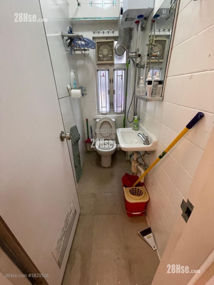 Ying King Mansion Sell 2 Bedrooms , 1 Bathroom 366 ft²