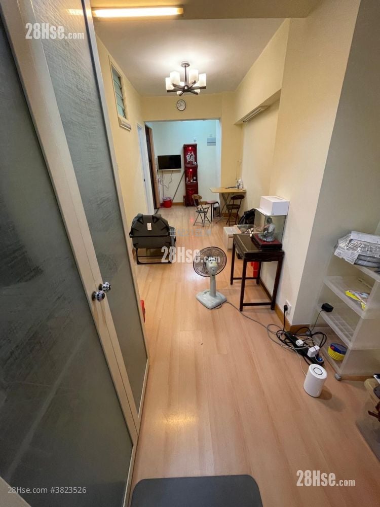 Ying King Mansion Sell 2 Bedrooms , 1 Bathroom 366 ft²