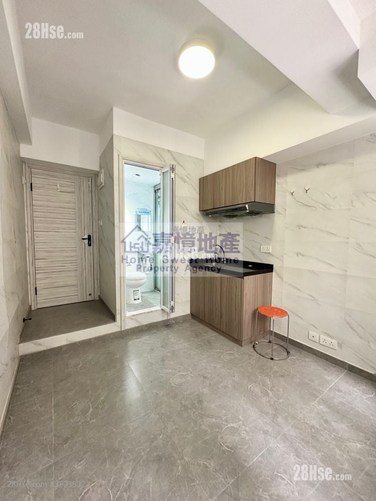 唐樓 租盤 開放式間隔 , 1 浴室 140 平方呎
