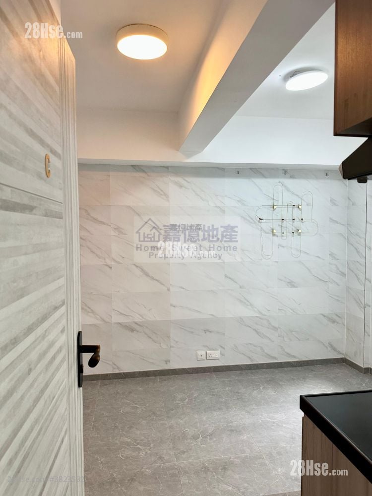 唐樓 租盤 開放式間隔 , 1 浴室 140 平方呎