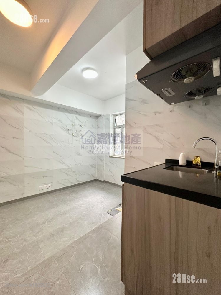 唐樓 租盤 開放式間隔 , 1 浴室 140 平方呎