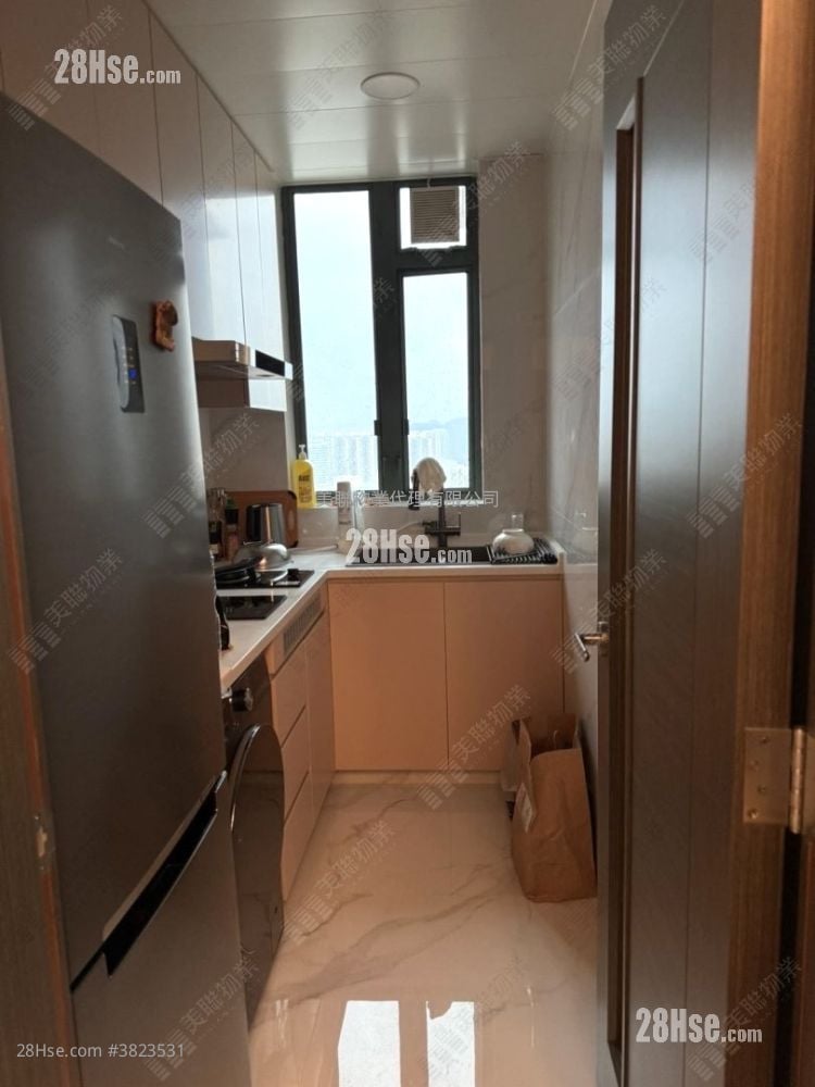 蔚蓝湾畔 售盘 3 房 , 2 浴室 667 平方尺