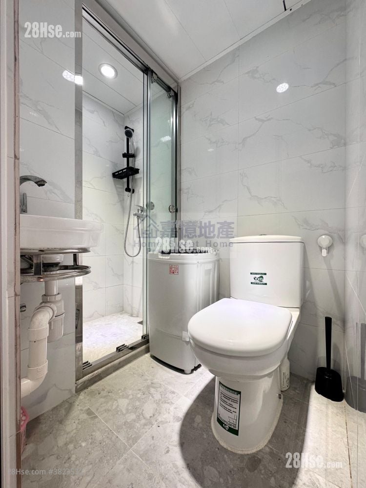 唐樓 租盤 開放式間隔 , 1 浴室 140 平方呎