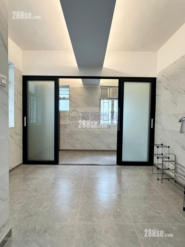 唐樓 租盤 開放式間隔 , 1 浴室 140 平方呎