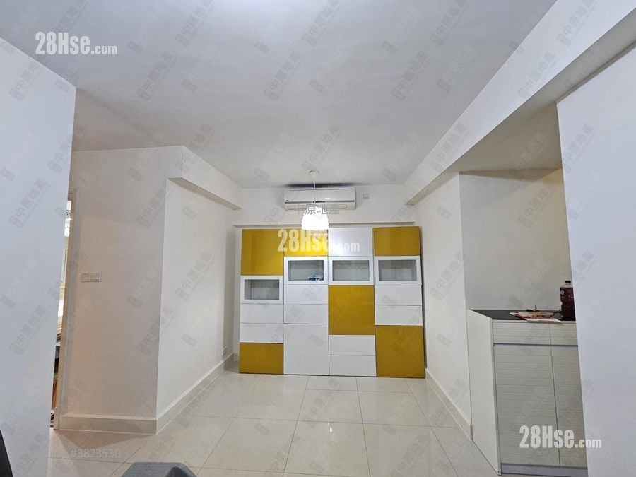 Central Park Towers Sell 2 Bedrooms , 1 Bathroom 475 ft²