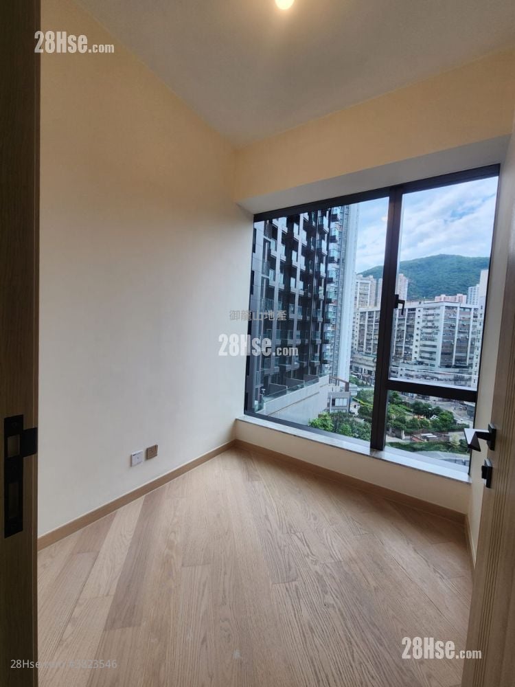 The Arles Sell 552 ft²