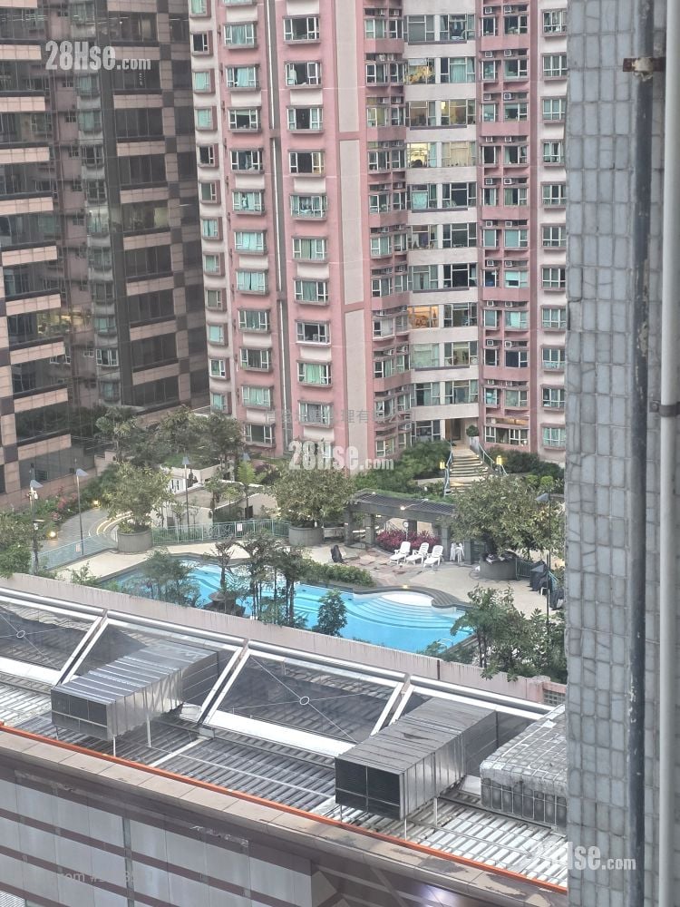 Tung Po Building Sell 2 Bedrooms , 1 Bathroom 436 ft²