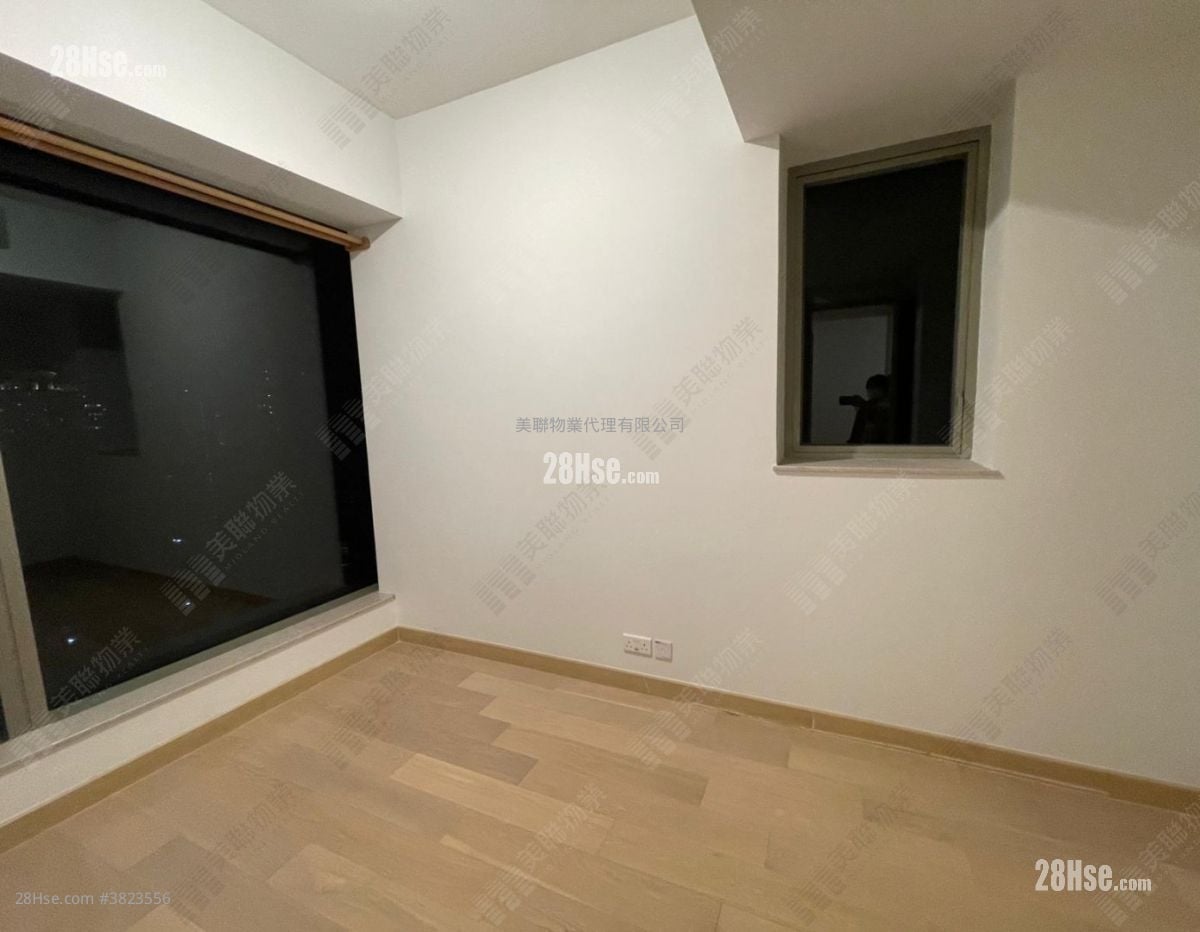 Ocean Marini Sell 2 Bedrooms , 1 Bathroom 472 ft²