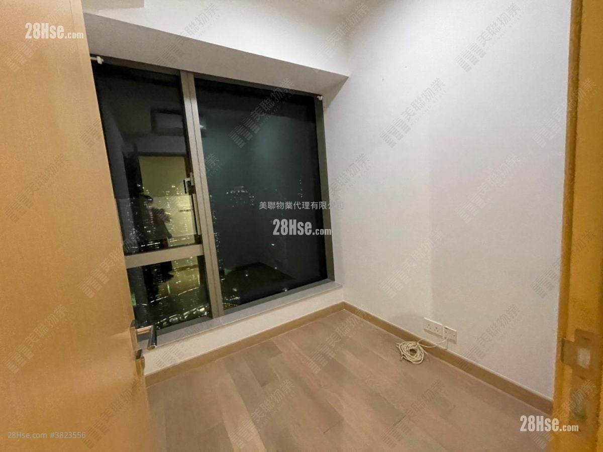 Ocean Marini Sell 2 Bedrooms , 1 Bathroom 472 ft²