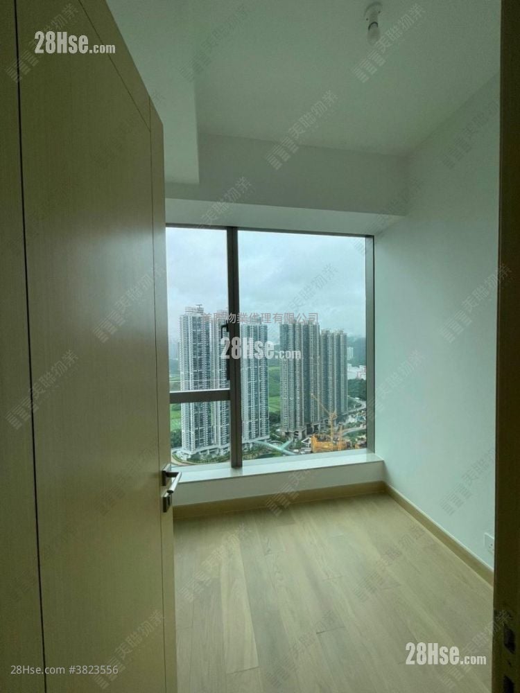Ocean Marini Sell 2 Bedrooms , 1 Bathroom 472 ft²