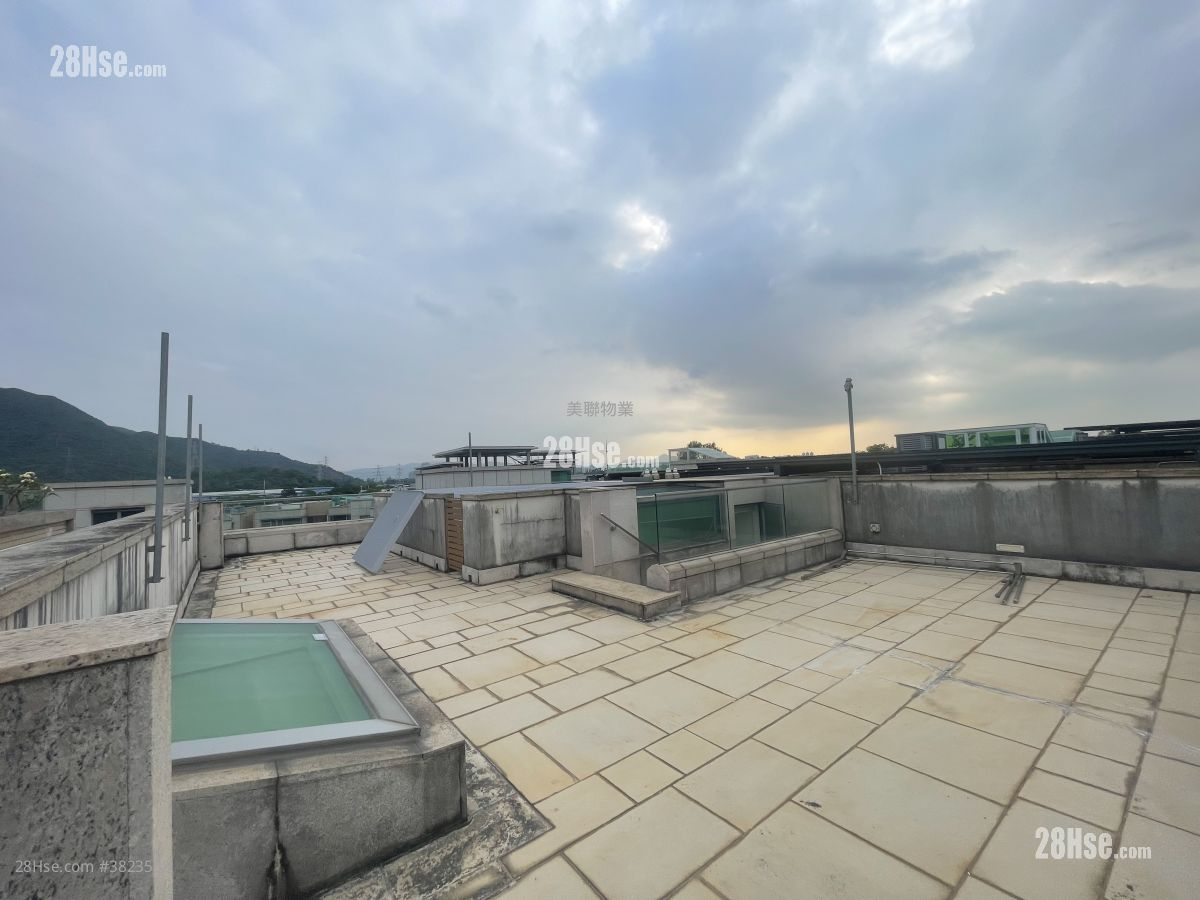 葡萄园 售盘 3 房 , 5+ 浴室 2,238 平方尺