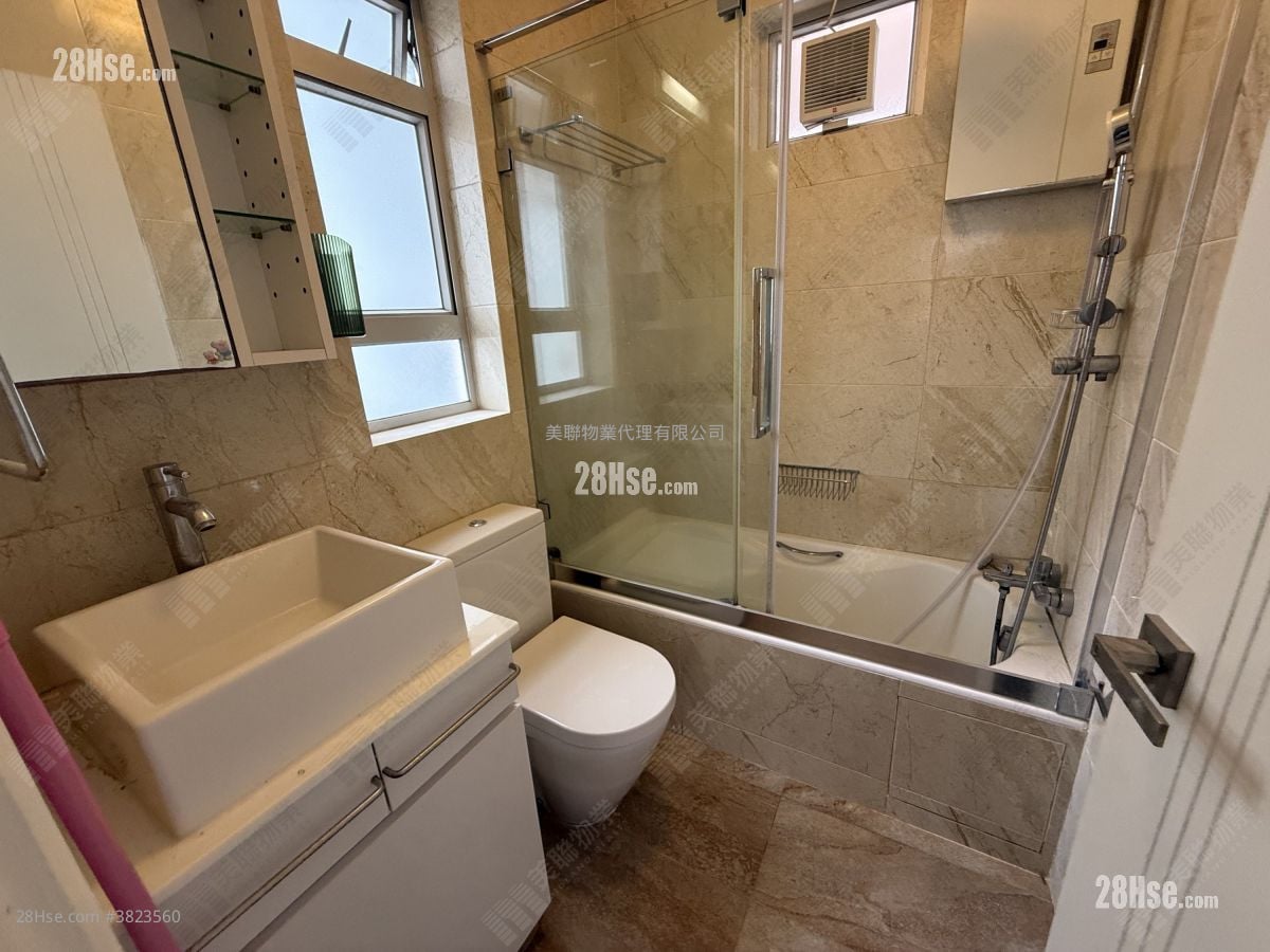 Greenview Gardens Sell 3 Bedrooms , 2 Bathrooms 986 ft²