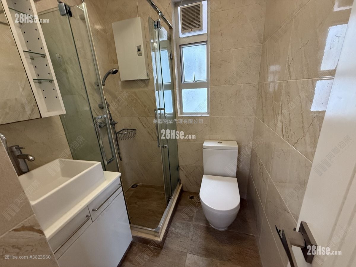 Greenview Gardens Sell 3 Bedrooms , 2 Bathrooms 986 ft²