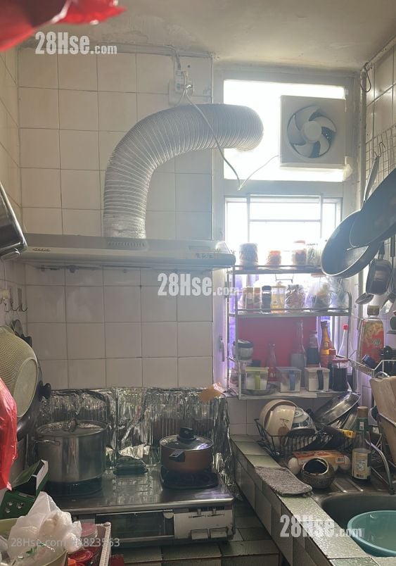 朗屏邨 售盘 2 房 , 1 浴室 381 平方尺