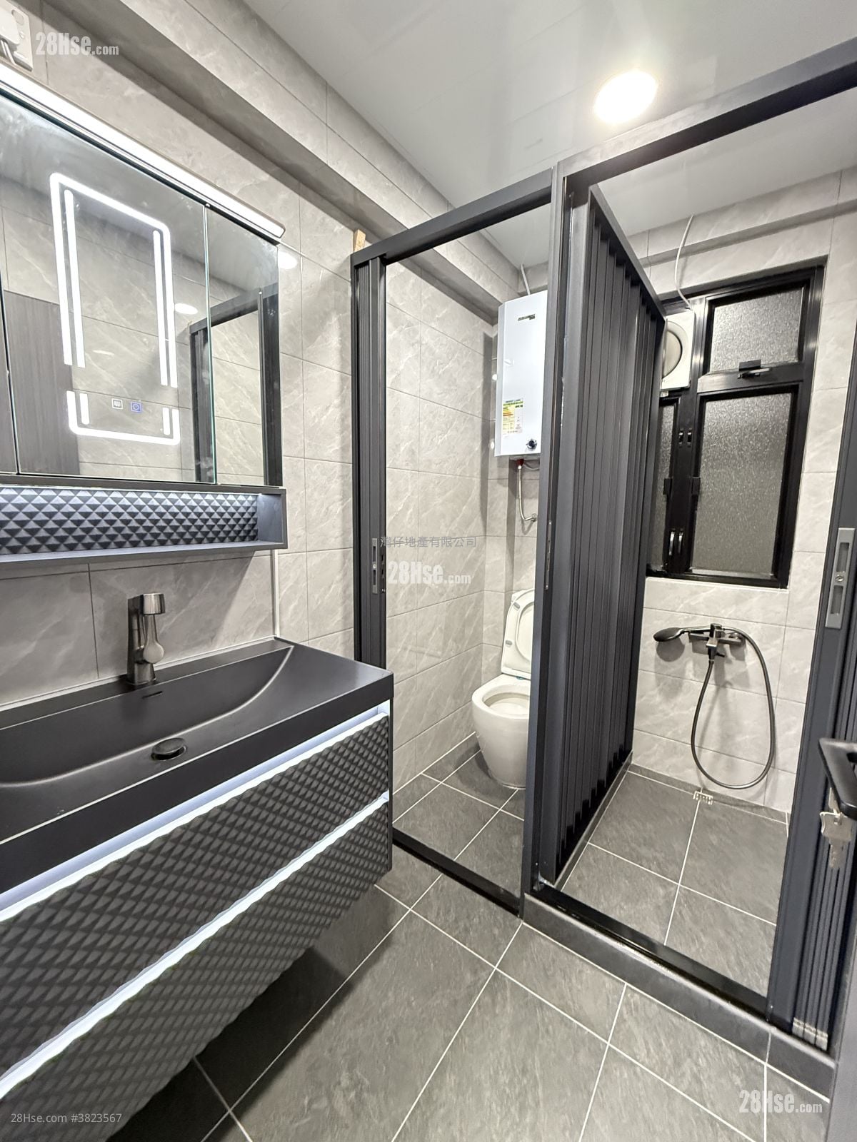 Golden Jubilee House Sell 3 Bedrooms , 2 Bathrooms 616 ft²