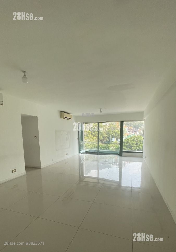 Meridian Hill Sell 4 Bedrooms , 3 Bathrooms 1,614 ft²