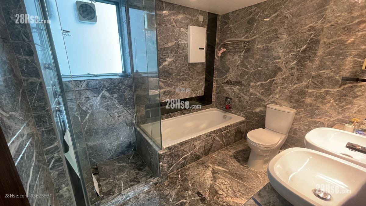 Meridian Hill Sell 4 Bedrooms , 3 Bathrooms 1,614 ft²