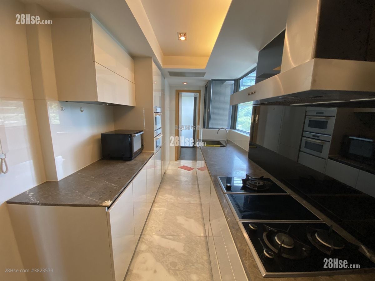 Providence Peak Sell 3 Bedrooms , 1 Bathroom 1,010 ft²