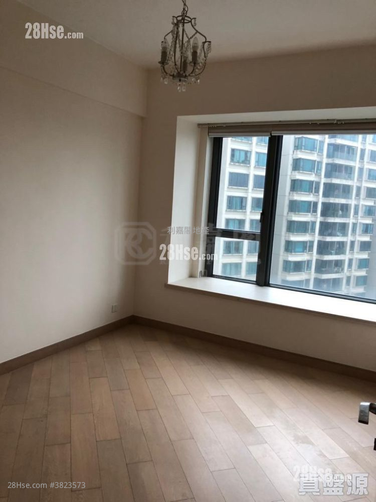 Providence Peak Sell 3 Bedrooms , 1 Bathroom 1,010 ft²