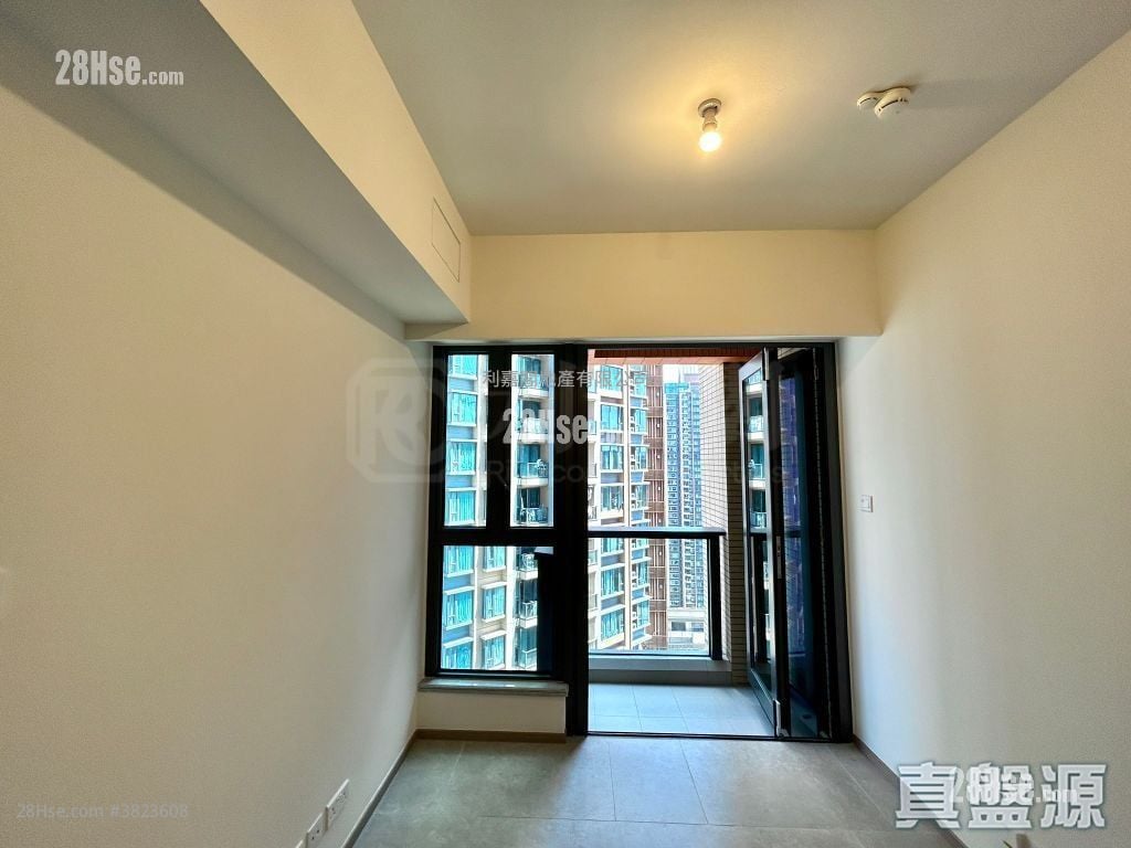 The YOHO Hub 售盘 1 房 326 平方尺