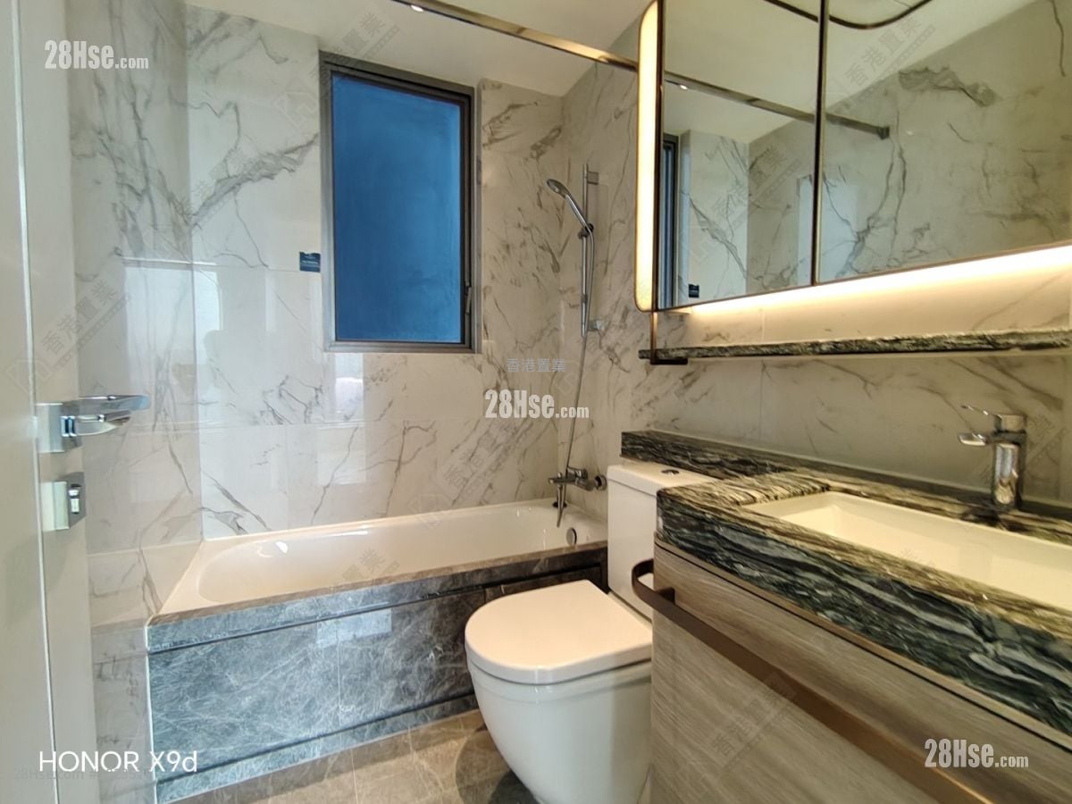 Monaco Rental 3 Bedrooms , 2 Bathrooms 762 ft²