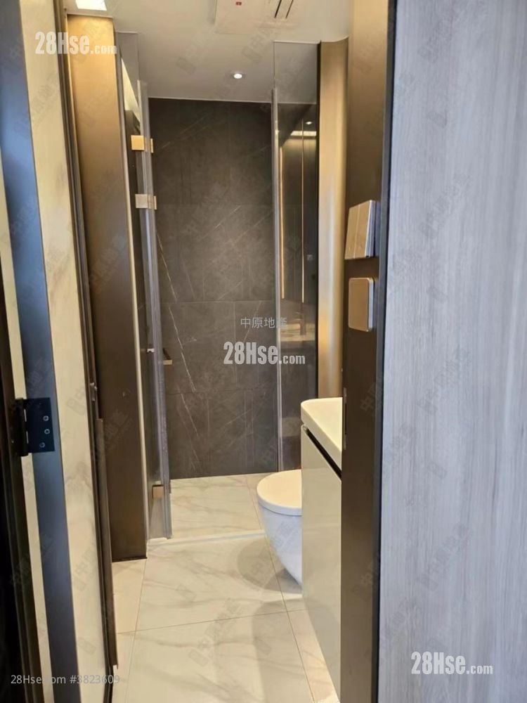 One Innovale Rental 1 Bathroom 195 ft²