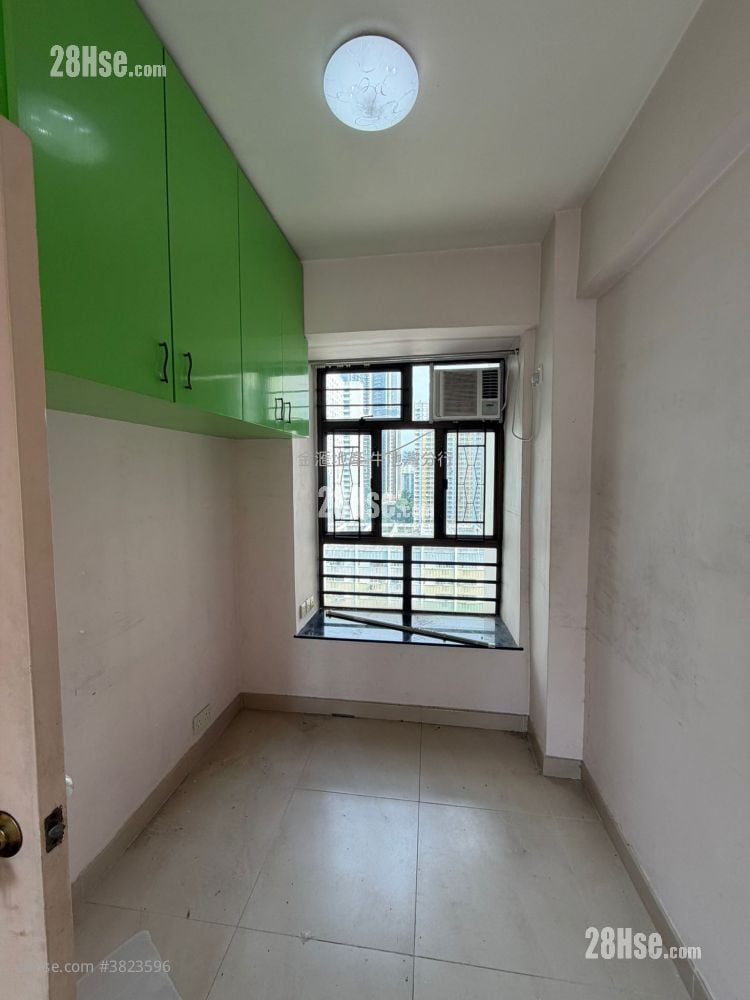Hing Yip Building Sell 1 Bathroom 271 ft²
