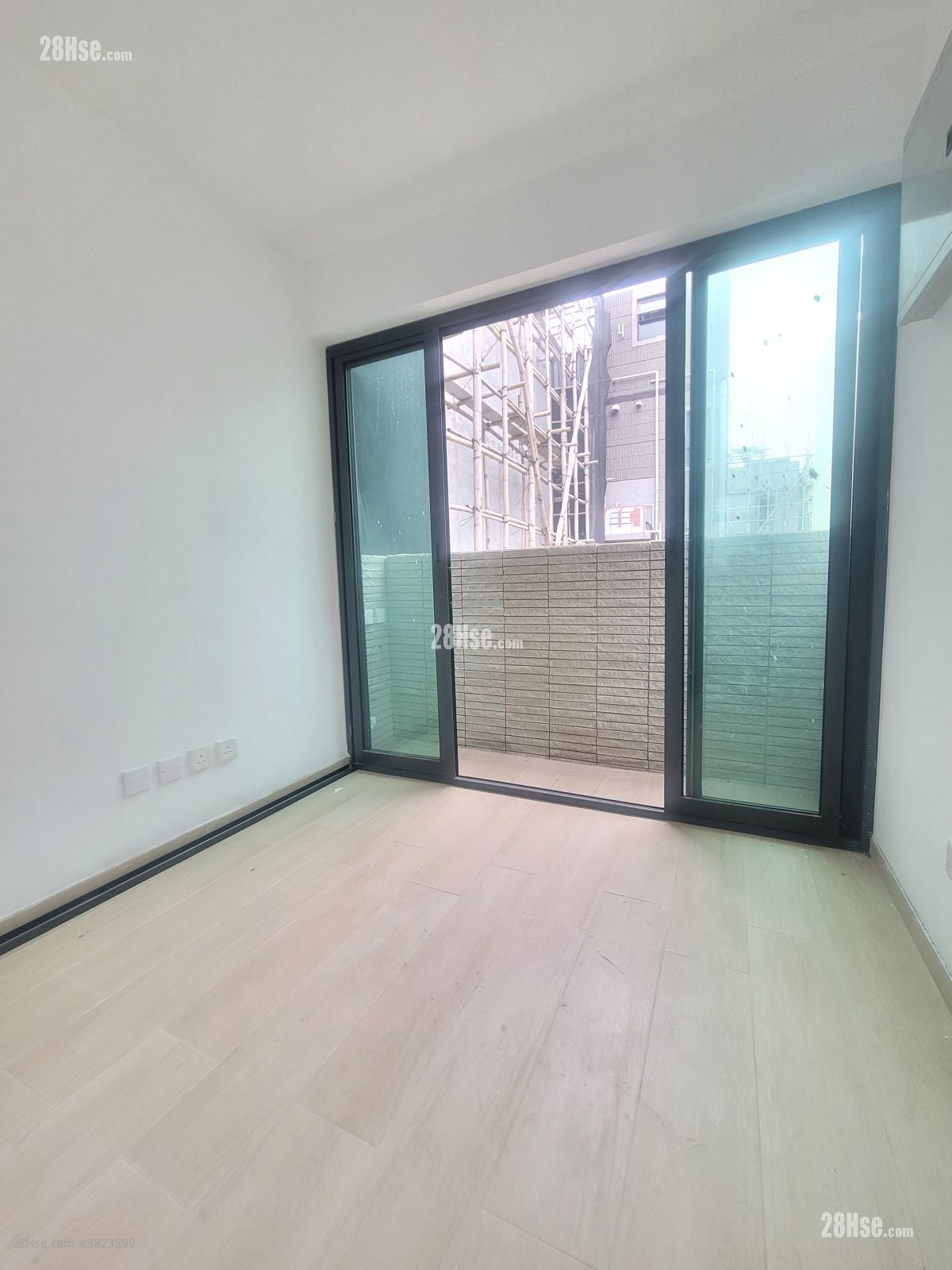 Village Sell Studio , 1 Bathroom 200 ft²