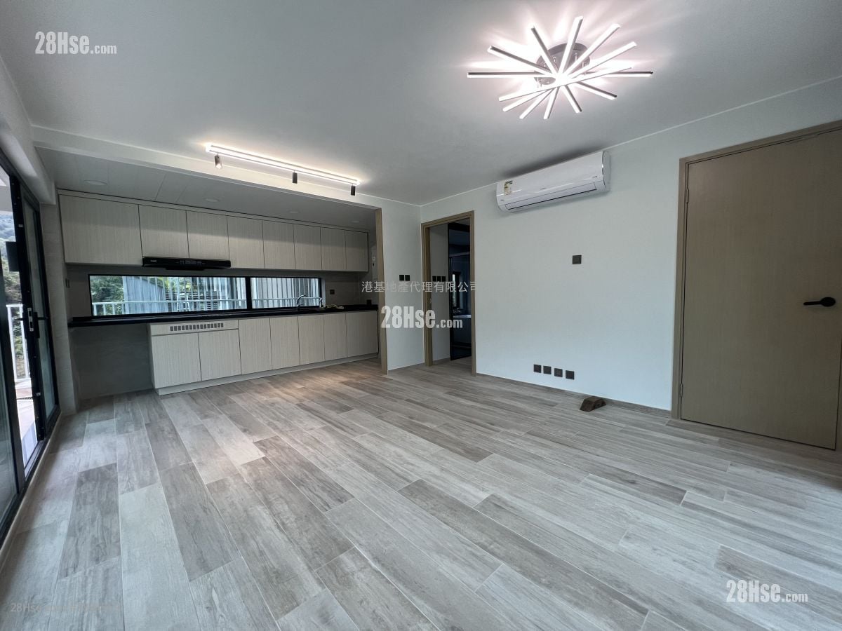 Village Rental 2 Bedrooms , 1 Bathroom 700 ft²