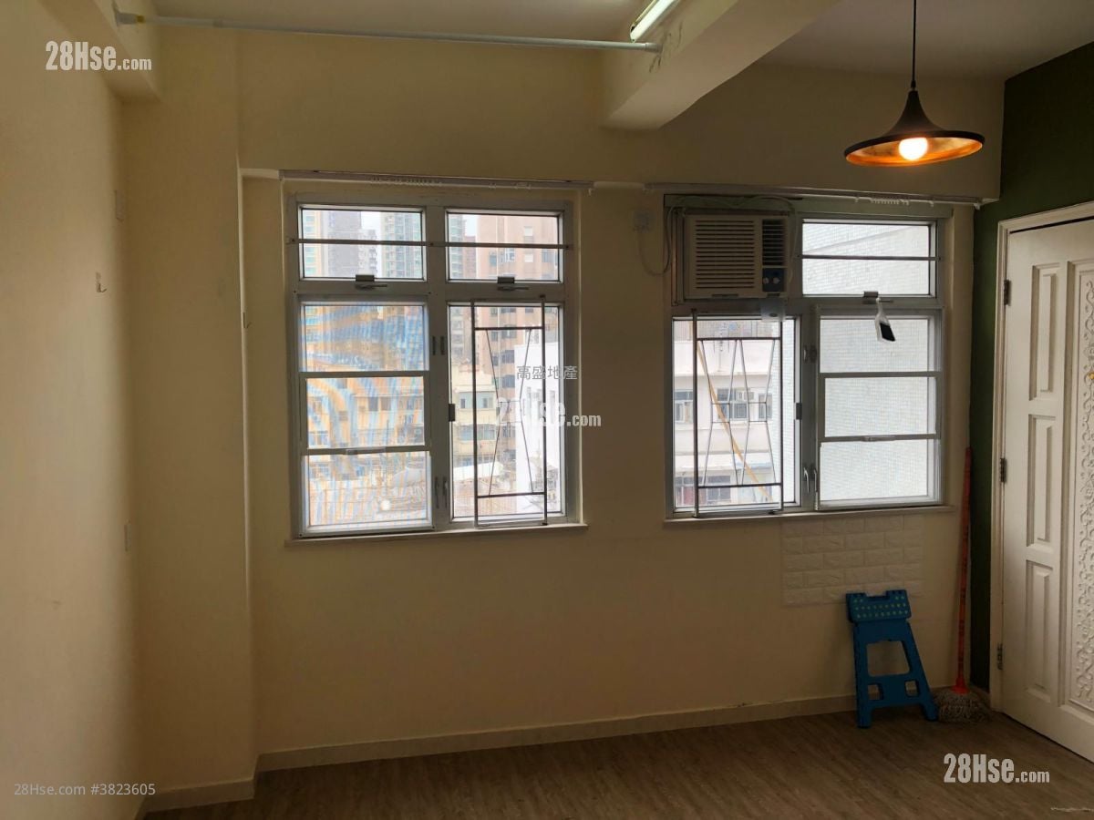 Kam Fai Building Rental 1 Bedroom , 1 Bathroom 259 ft²