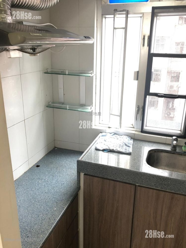 Kam Fai Building Rental 1 Bedroom , 1 Bathroom 259 ft²