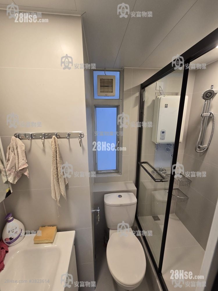 Tai Po Centre Rental 2 Bedrooms 313 ft²