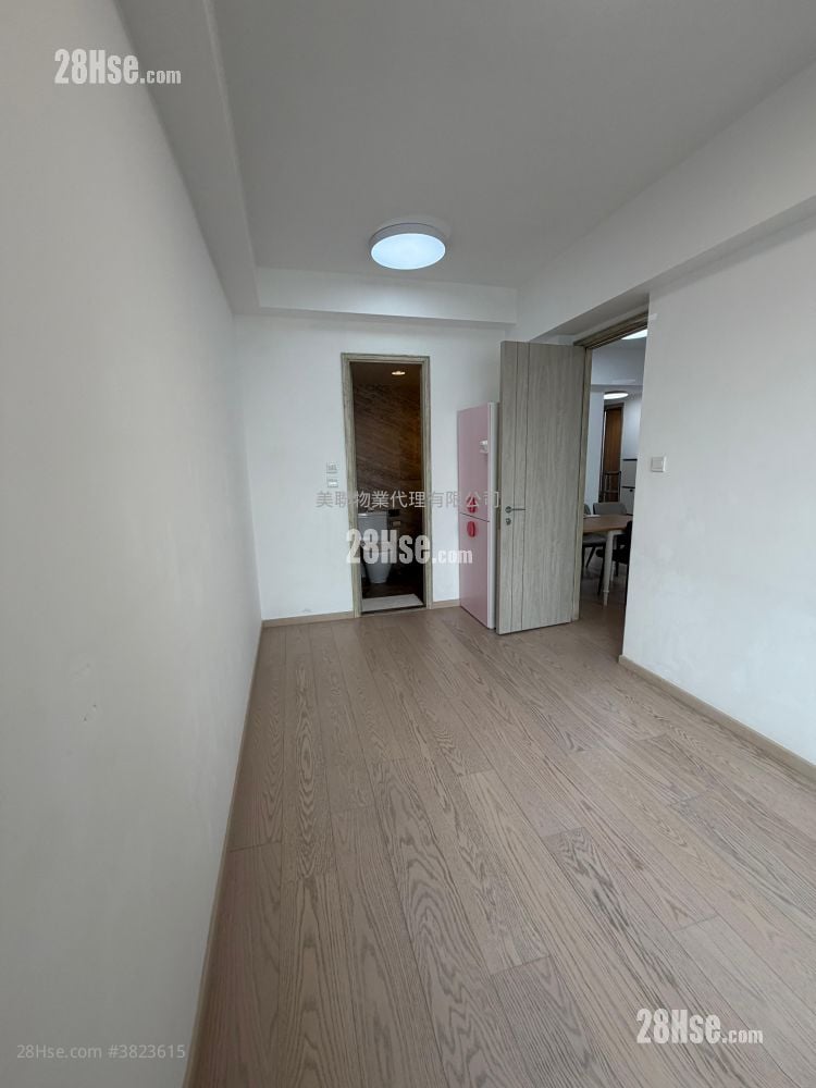 Sea To Sky Rental 3 Bedrooms , 2 Bathrooms 802 ft²