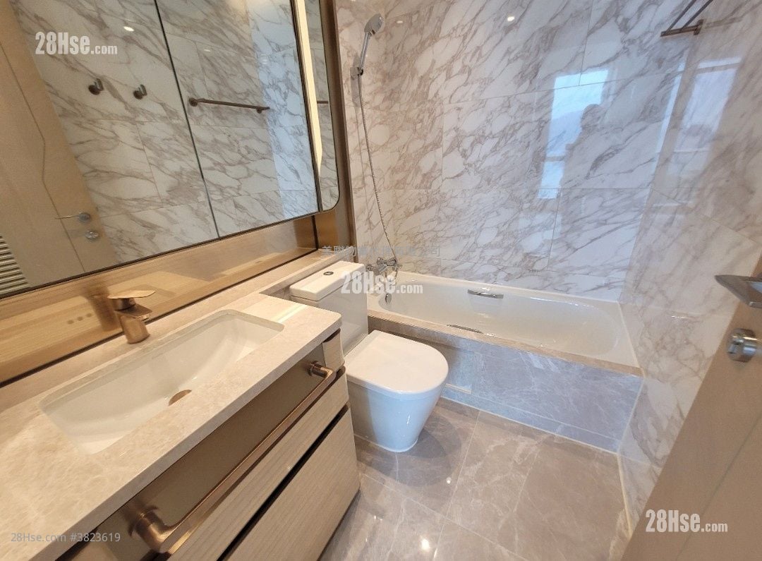 Grand Victoria Sell 3 Bedrooms , 3 Bathrooms 797 ft²