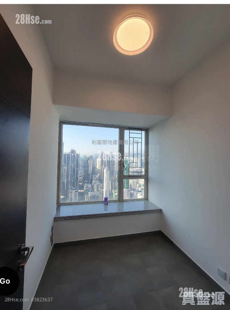 亮賢居 售盤 2 房 , 1 浴室 555 平方呎