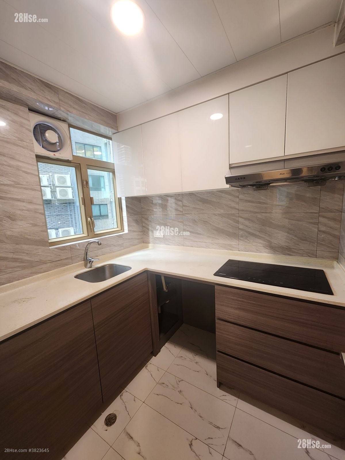 怡和庭 租盘 2 房 , 1 浴室 416 平方尺