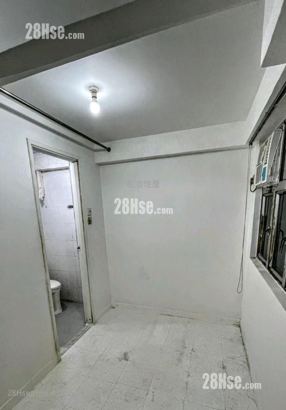 村屋 售盘 开放式间隔 , 1 浴室 180 平方尺