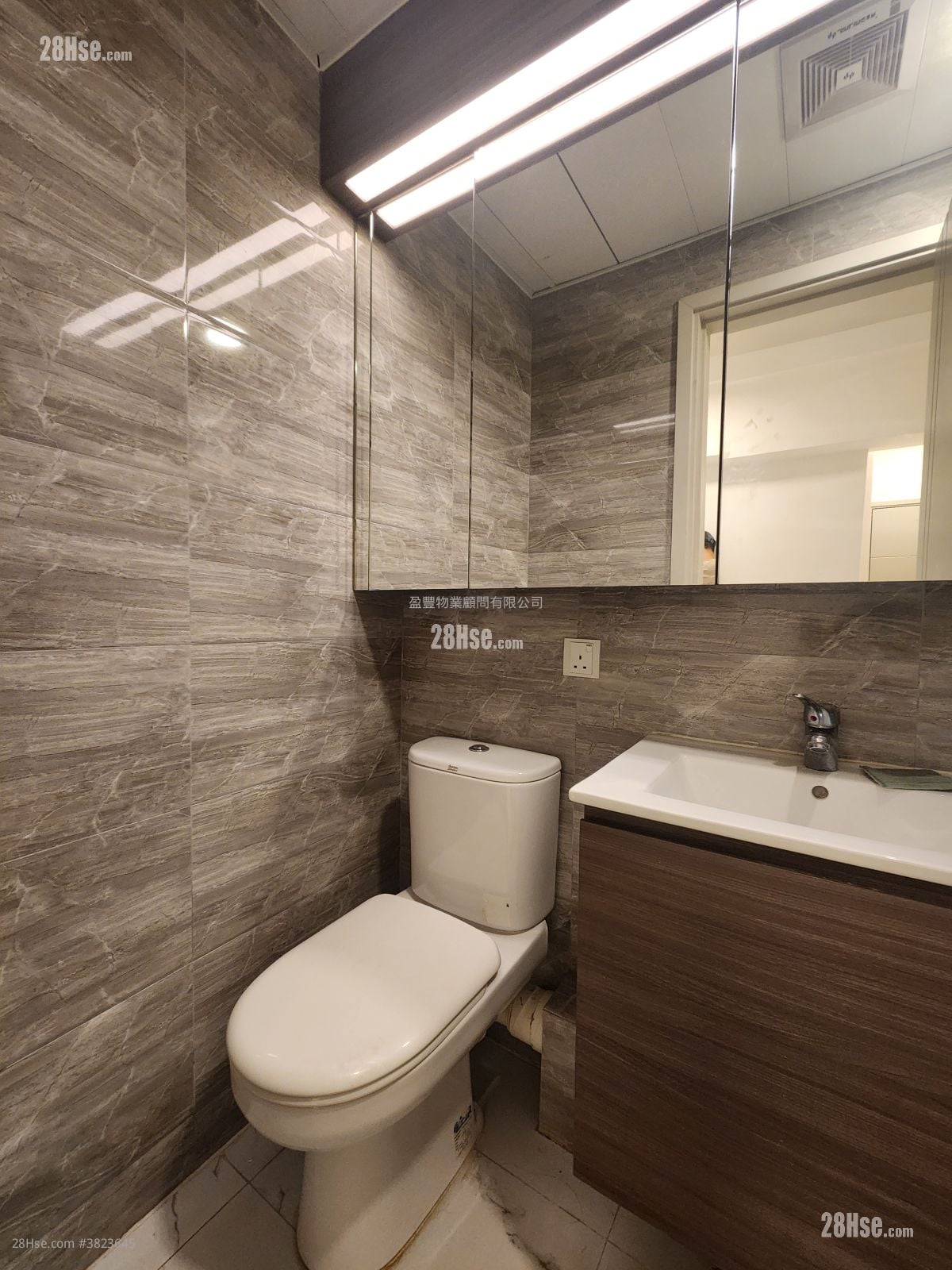 怡和庭 租盘 2 房 , 1 浴室 416 平方尺