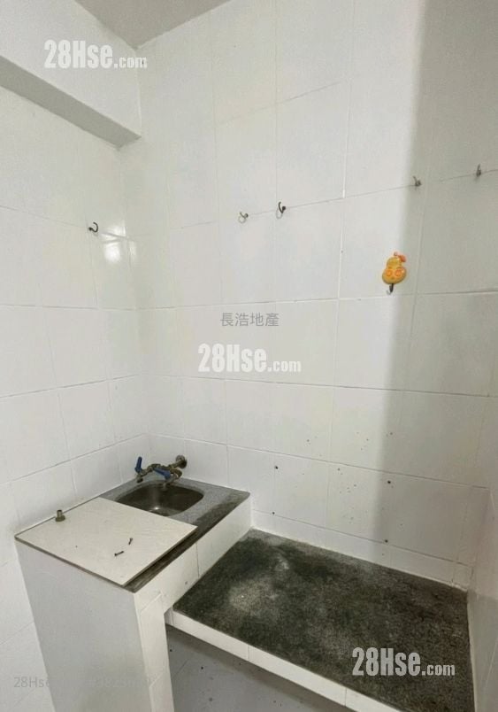 村屋 售盘 开放式间隔 , 1 浴室 180 平方尺