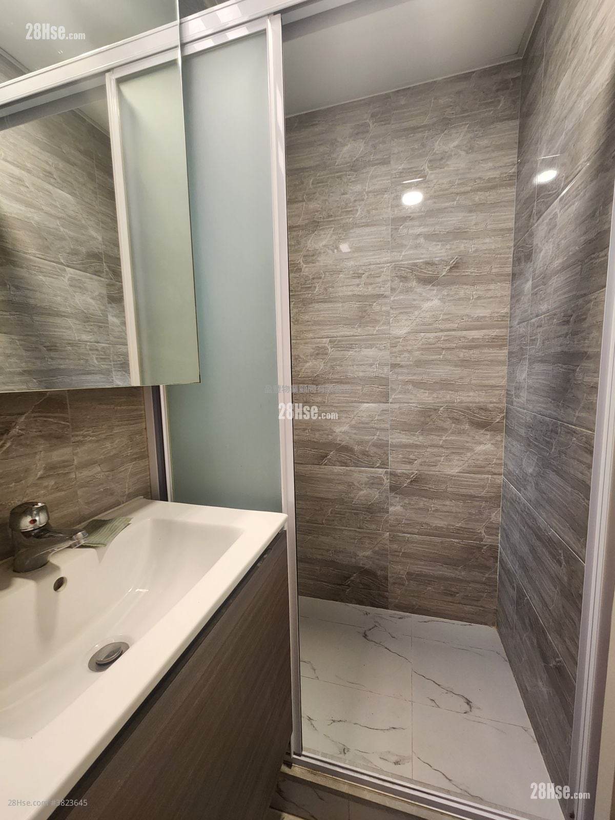 怡和庭 租盘 2 房 , 1 浴室 416 平方尺