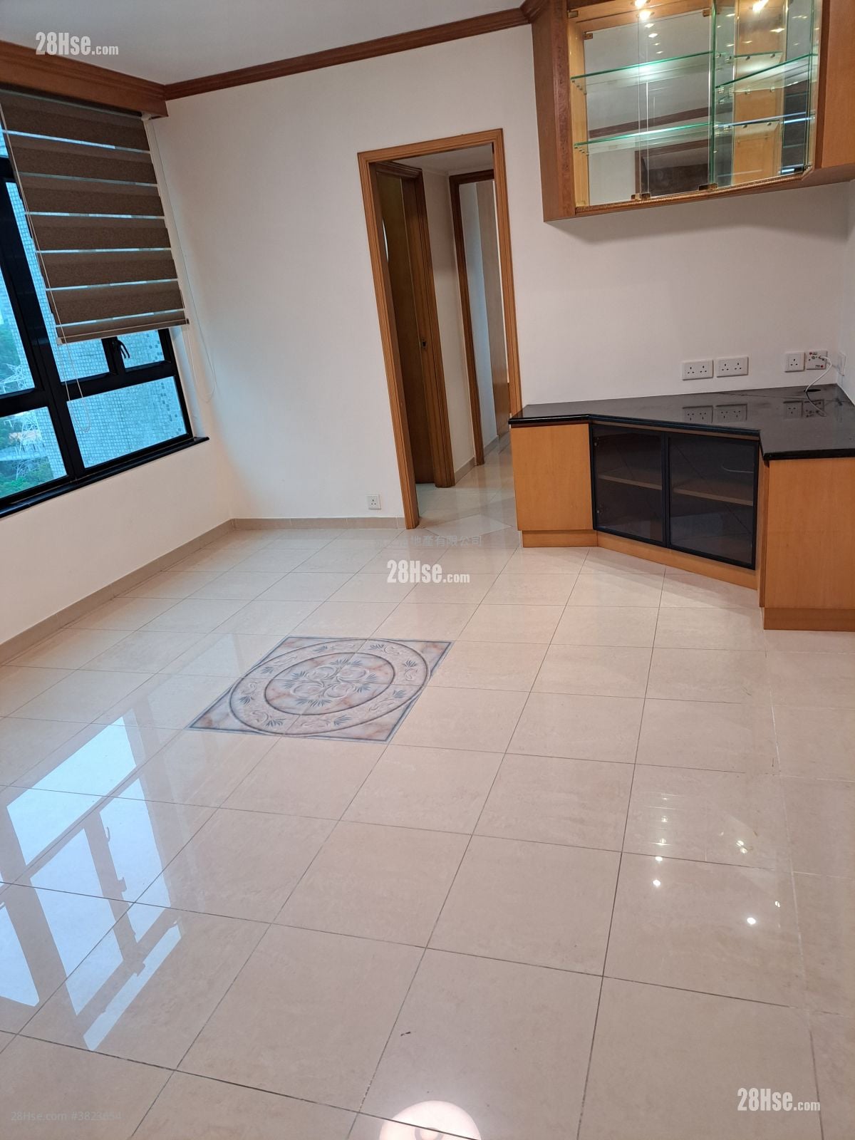 Holford Gardens Rental 2 Bedrooms , 1 Bathroom 482 ft²