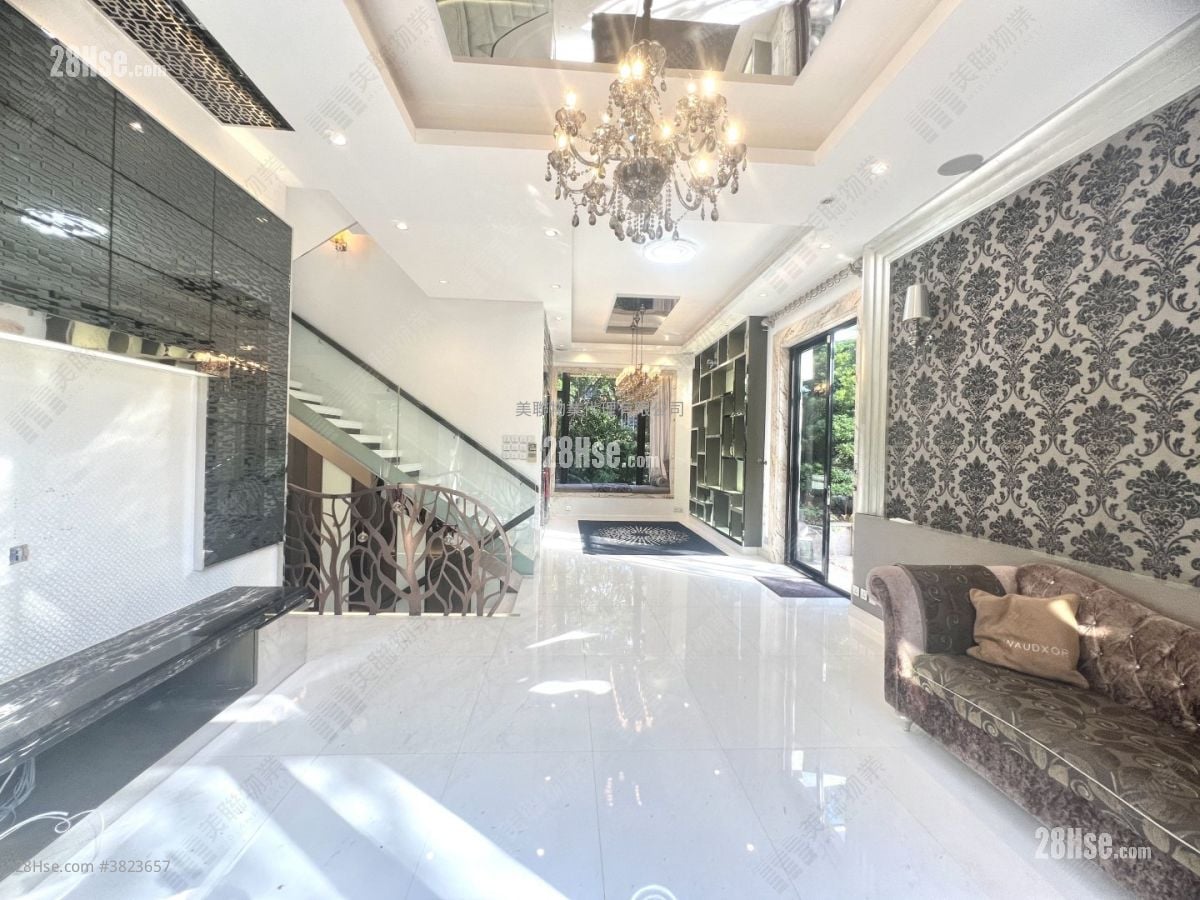 King's Park Hill Sell 4 Bedrooms 2,207 ft²