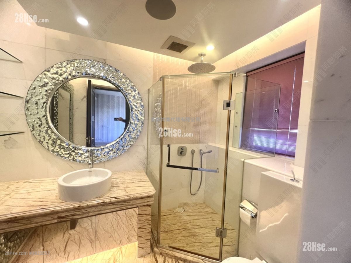 King's Park Hill Sell 4 Bedrooms 2,207 ft²