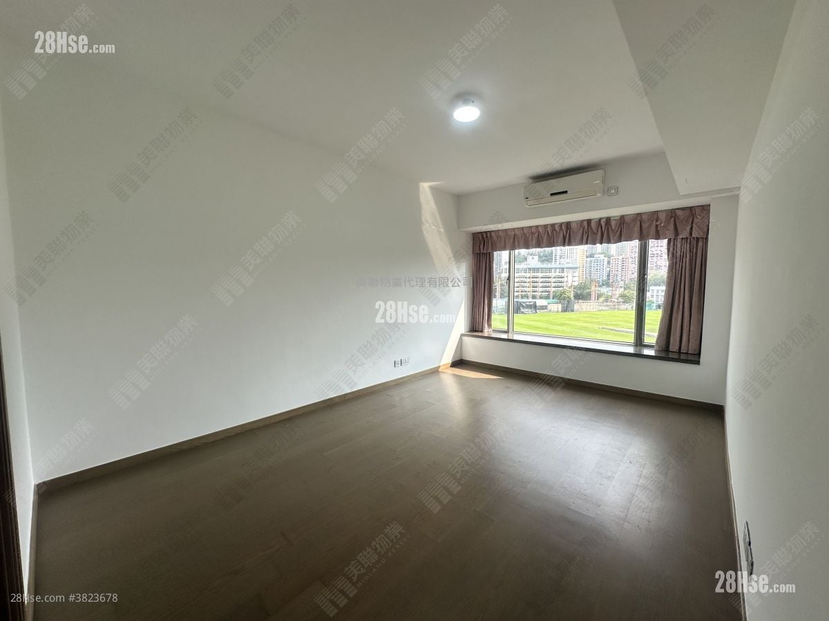 The Zumurud Rental 4 Bedrooms , 2 Bathrooms 1,624 ft²