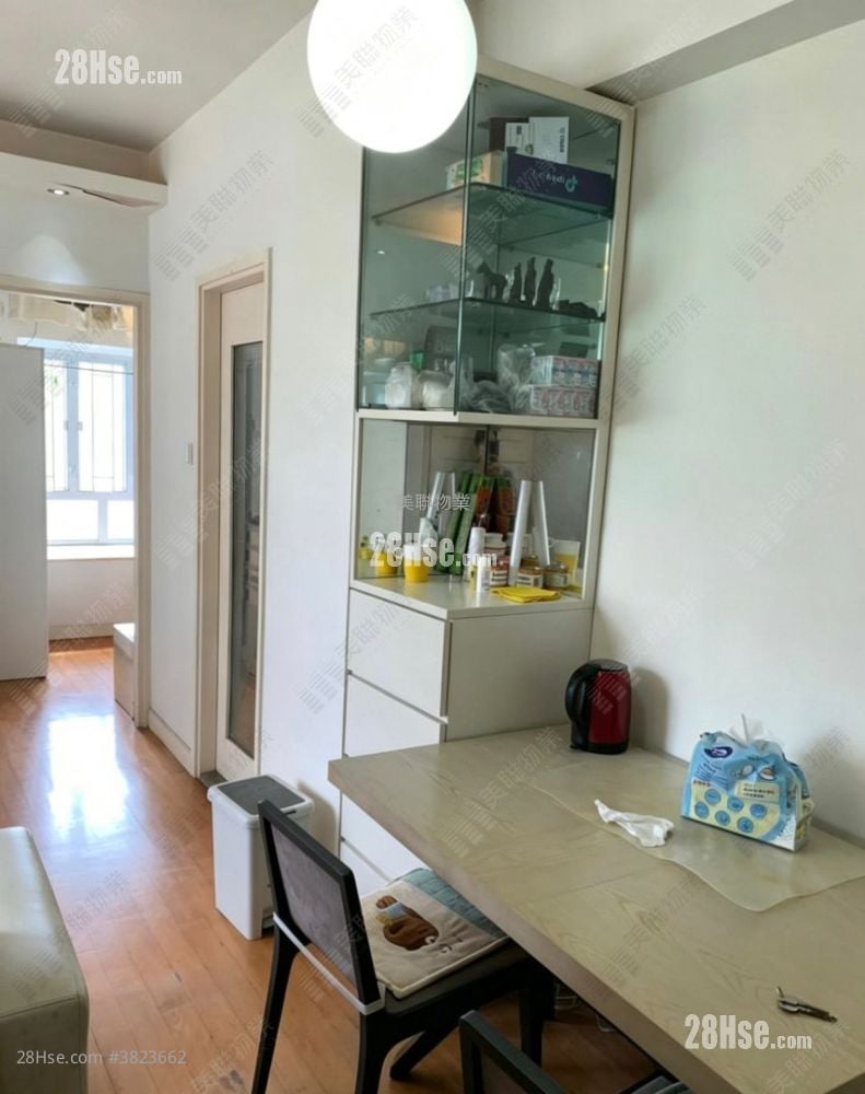 金辉花园 租盘 2 房 , 1 浴室 386 平方尺