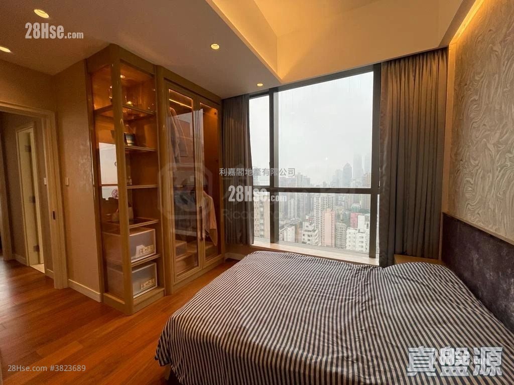 Kensington Hill Sell 4 Bedrooms 2,277 ft²