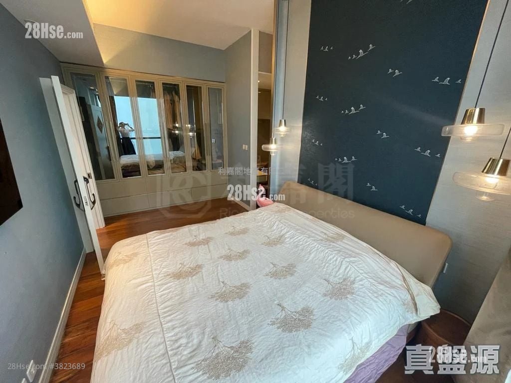 Kensington Hill Sell 4 Bedrooms 2,277 ft²