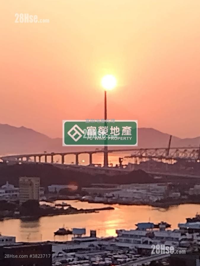 Shining Heights Sell 2 Bedrooms , 1 Bathroom 561 ft²