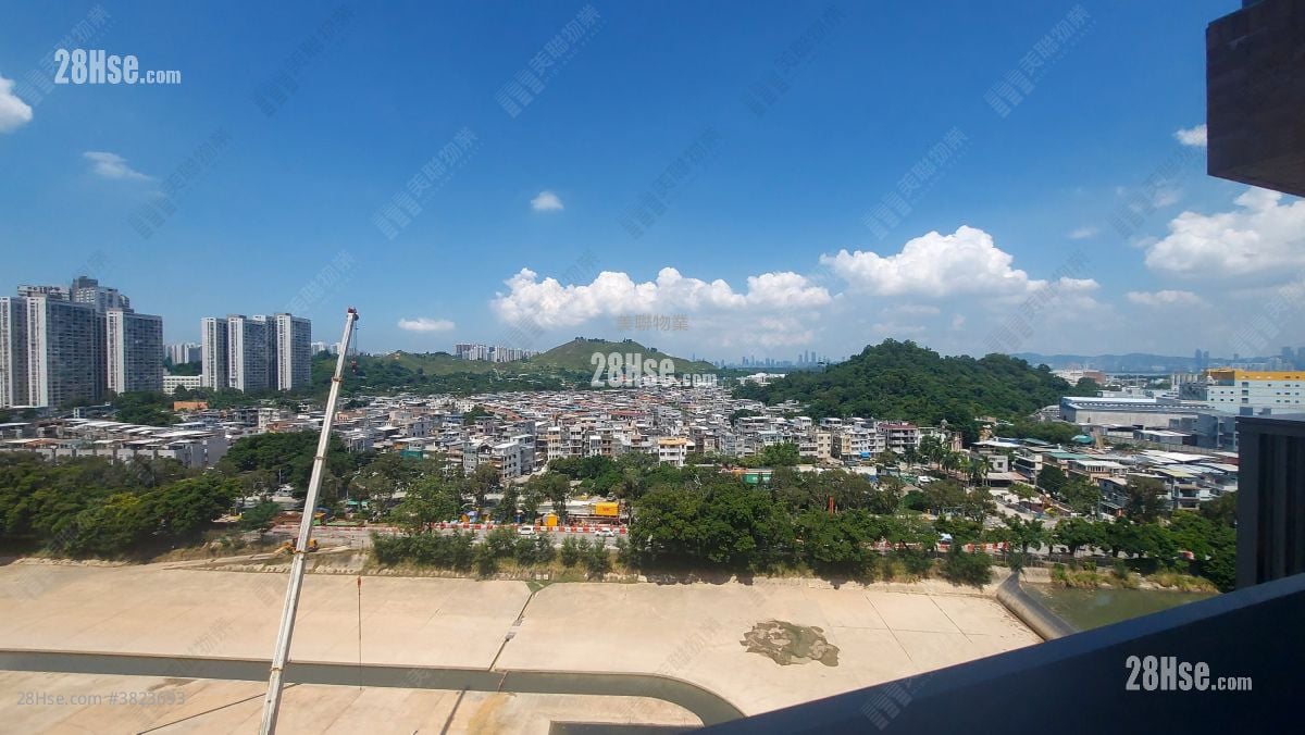 Twin Regency Sell 1 Bedroom , 1 Bathroom 373 ft²