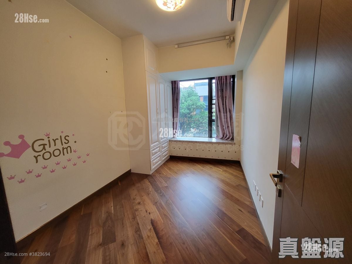 贤文礼士 租盘 1,052 平方尺